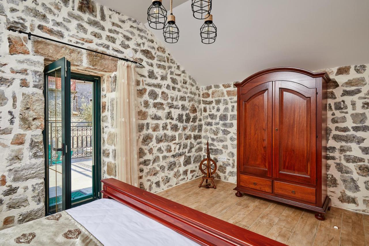 Chateau Du Soleil Villas Tivat Luaran gambar